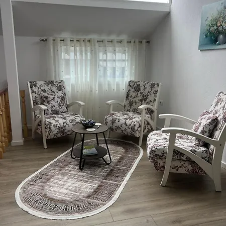 Appartamento Virginia Berat