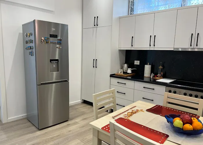 Virginia Apartment Berat