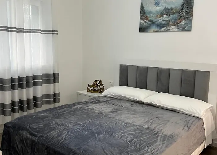 Apartment Virginia Berat